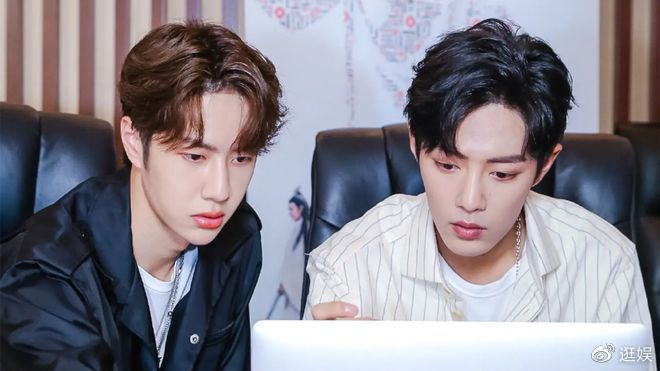 王一博在电影圈混得那么吃香为什么不拉一把曾经的好搭档肖战