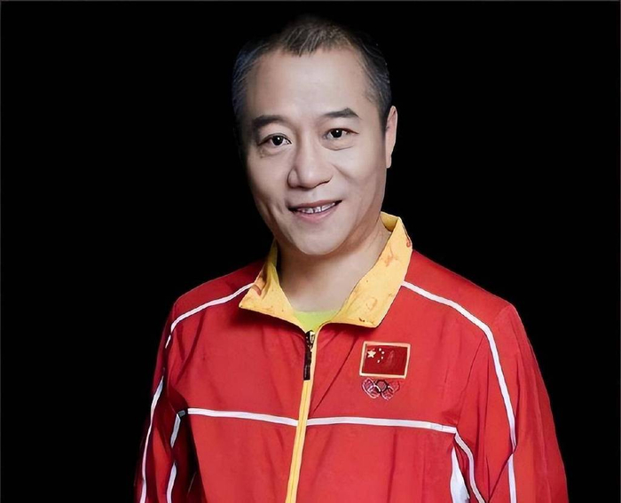 乒坛传奇王涛,军衔比刘国梁还高,57岁暴瘦,弟子也是奥运冠军!