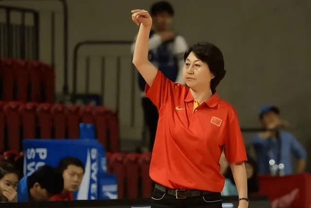 使他成为了另一个备受瞩目的候选人,苗立杰若能成为中国女篮主教练