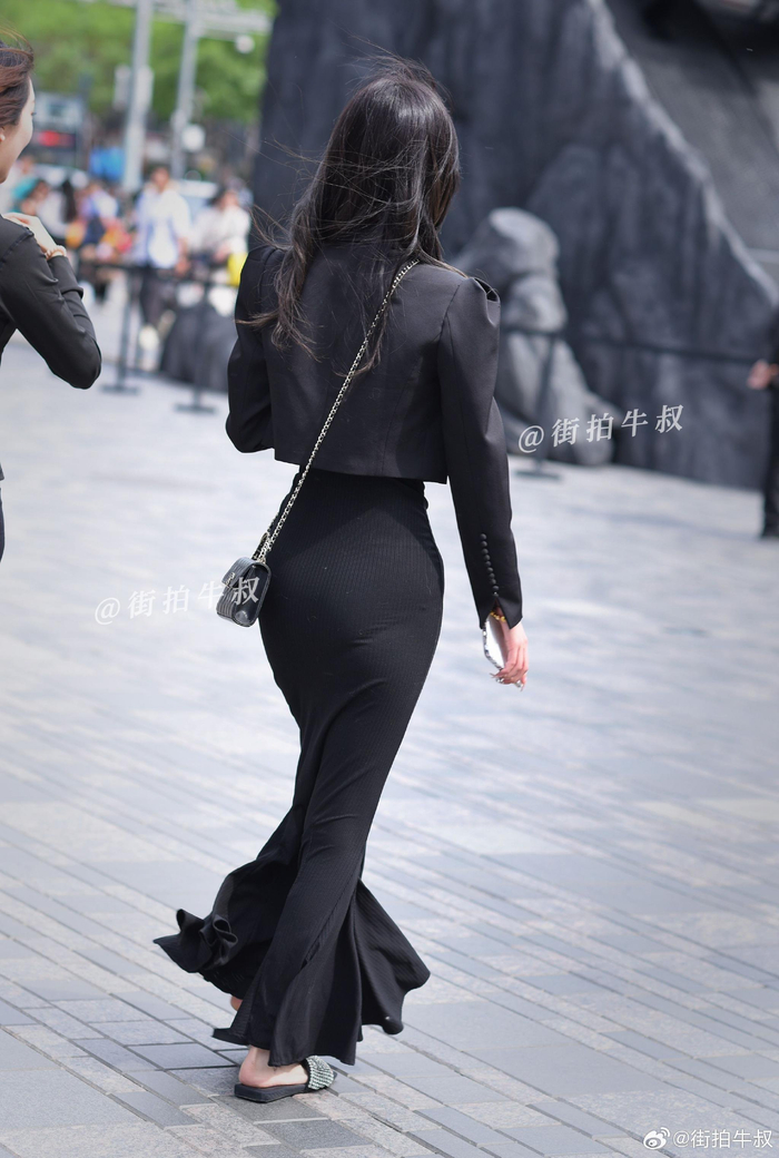 性感的鱼尾裙,s型身材美极了