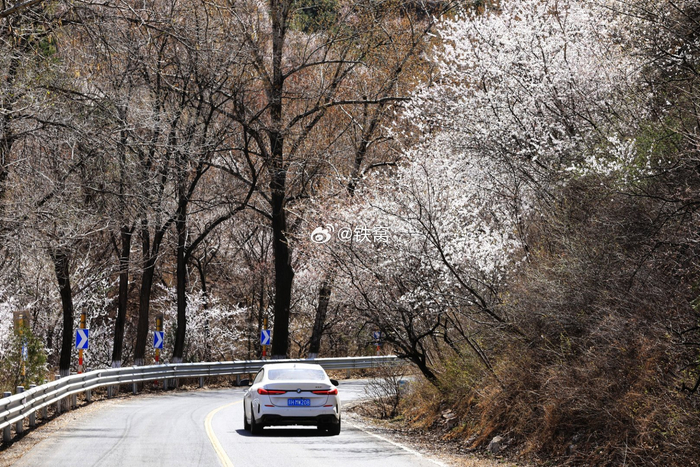 最美京郊公路昌赤路