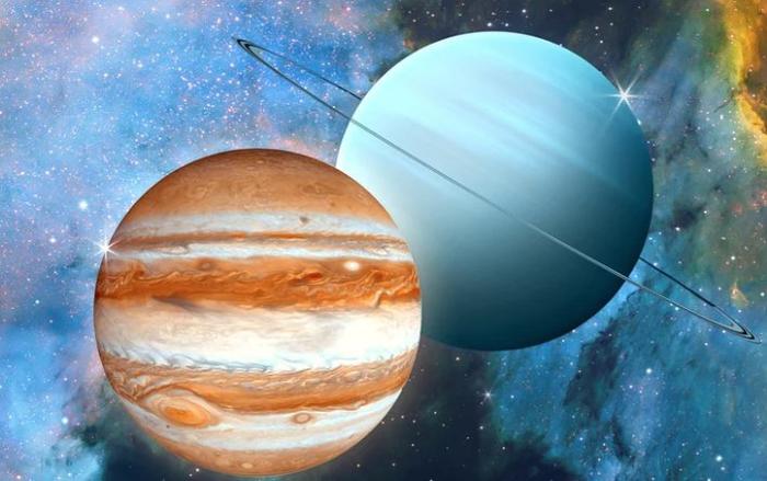 2024年4月19日:木星与天王星即将合相