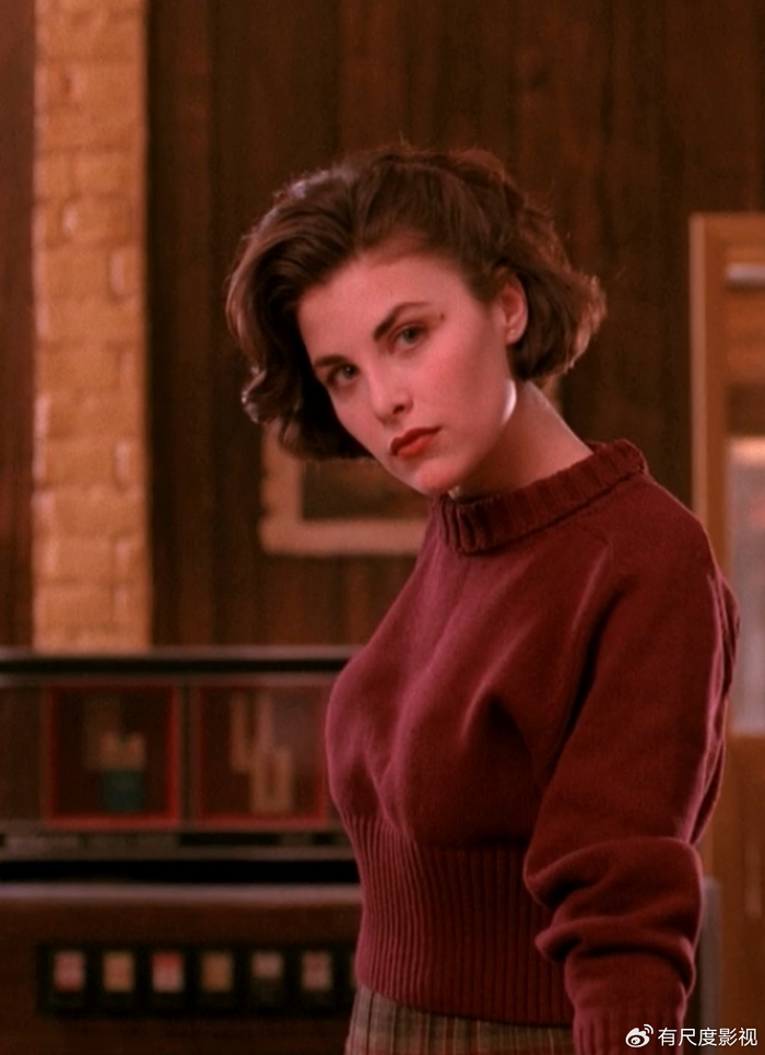 满分b级片女神雪琳·芬经典四部大尺度电影推荐|海伦娜|雪琳|偷月情