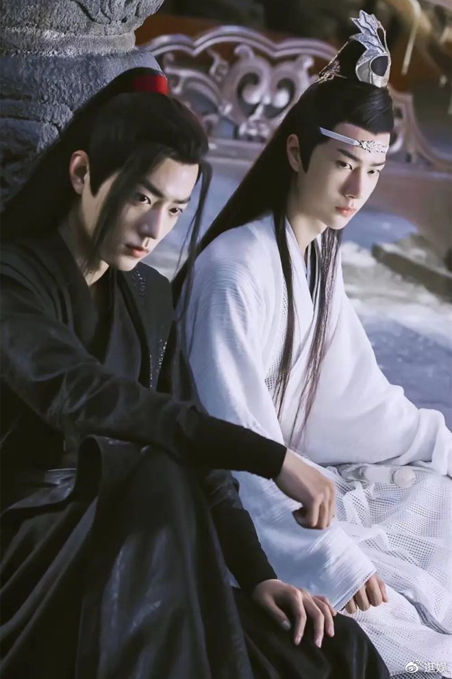 王一博在电影圈混得那么吃香为什么不拉一把曾经的好搭档肖战