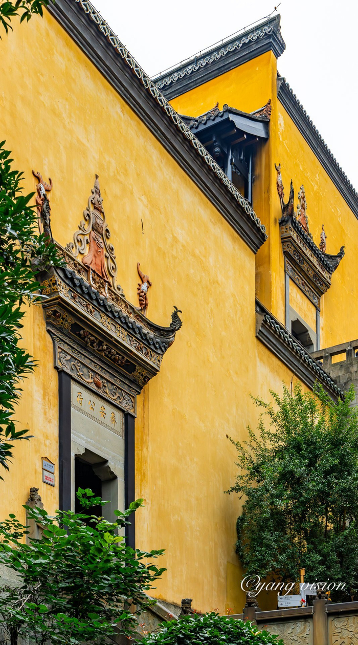 黄墙青瓦,湖广会馆