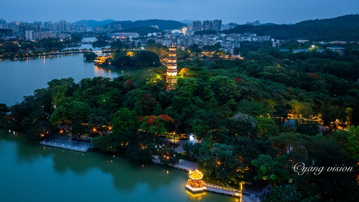 惠州西湖,蓝调夜色美