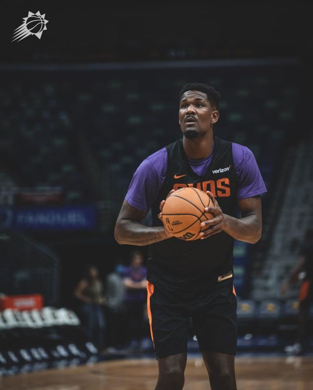 鹈鹕锁定胜局后锡安仍去扣篮,太阳队有人"倒戈",认为这事儿没问题