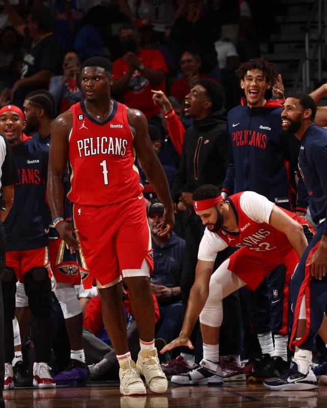 鹈鹕锁定胜局后锡安仍去扣篮,太阳队有人"倒戈",认为这事儿没问题