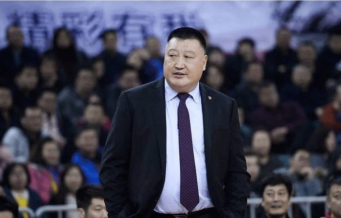 盘点cba现役总冠军最多的4位教练,一人三连冠,一人四年三冠|cba|三冠