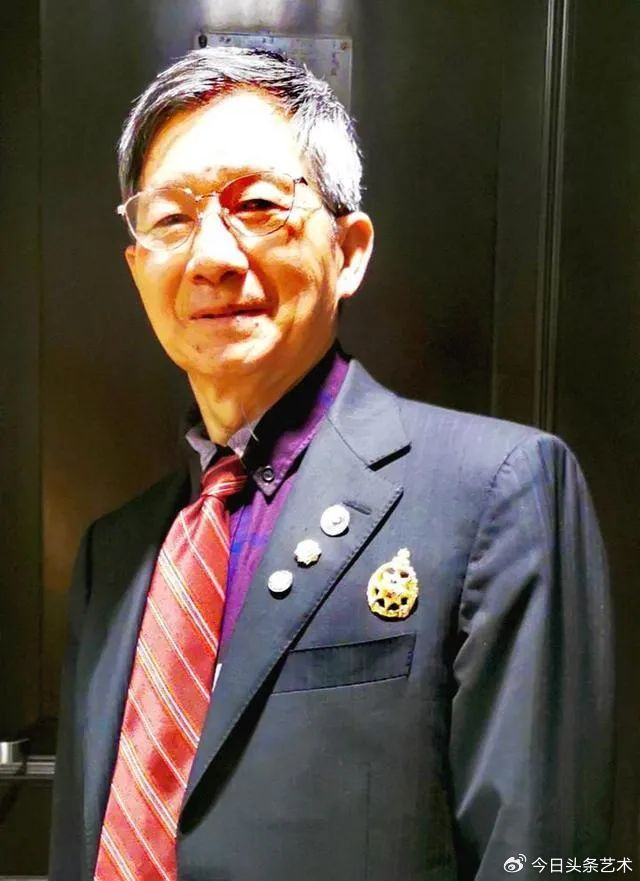 (1898年8月—1977年3月),山西汾阳人,毕生从事美术教育和油画创作,是