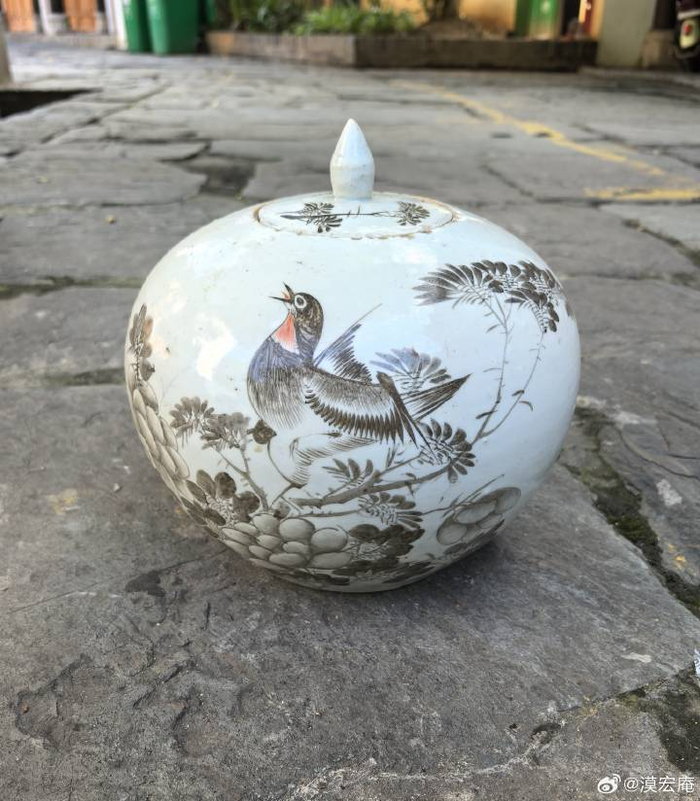 民国墨彩花鸟图坛
