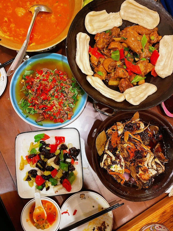 安庆怪味楼十一期间人气特别旺可惜不太好吃