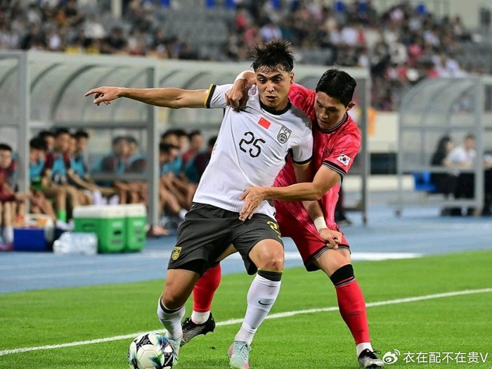 董路批中国球迷：竟然觉得蒯纪闻王钰栋能踢皇马！还说国足不如苏超