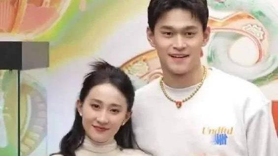 孙杨结婚四年未和妻吃过晚餐！直言年轻单纯被坑了！网友惊呼心疼