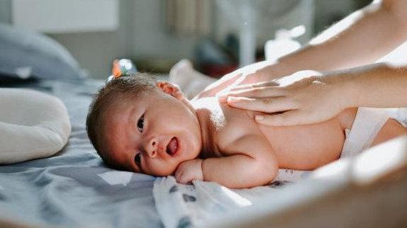 宝宝出生后，这10次体检定要按时去，错过影响大