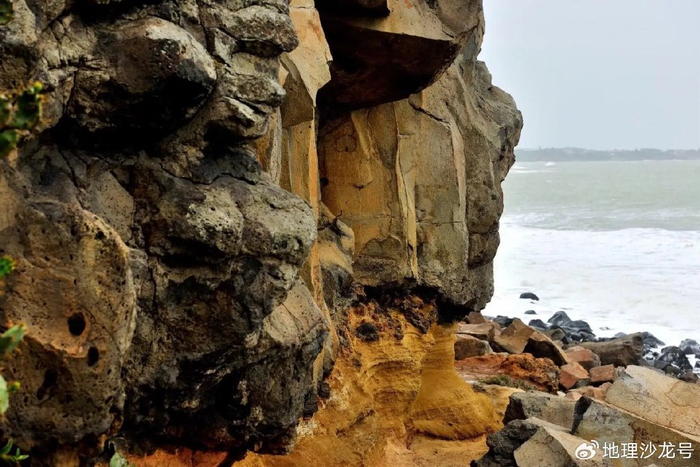 位于我国雷州半岛东侧海洋中的"硇洲岛",是我国第一大火山岛|湛江市
