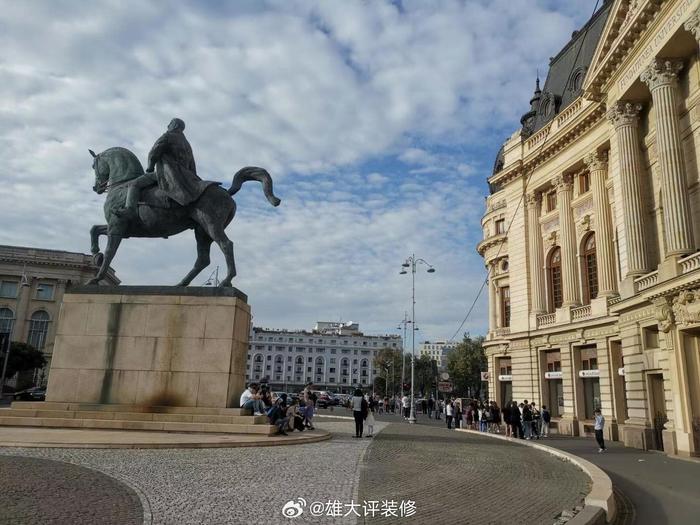 布加勒斯特广场图片