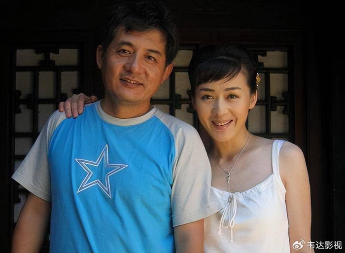 “影后”李琳：遭前夫家暴后离婚，二嫁世界冠军过得如何？|李琳|王小列|影后|李大双|导演_新浪新闻