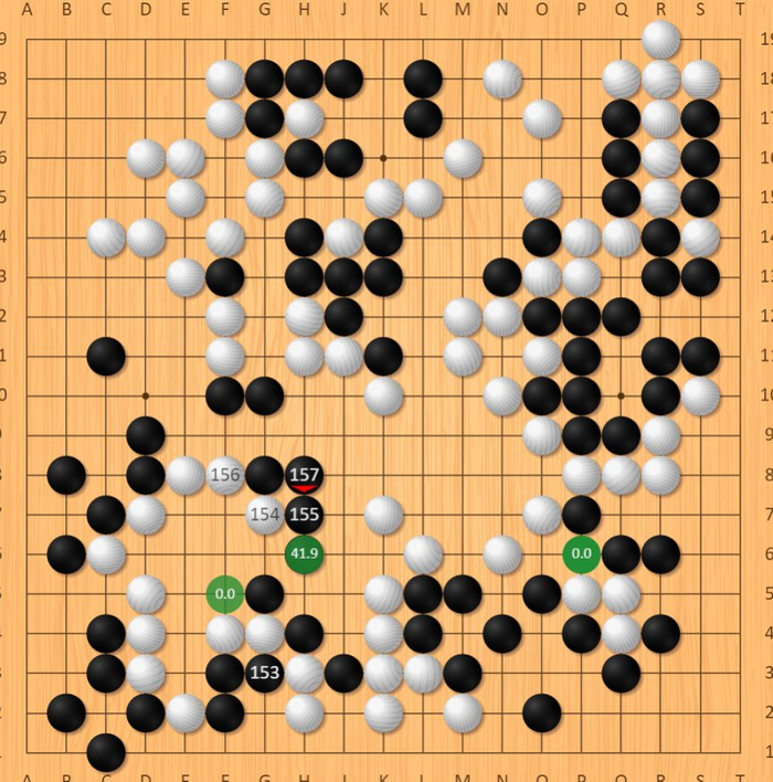 白棋的芝野虎丸面对中腹的势力不知如何是好,便开启了疯狂的捣乱模式