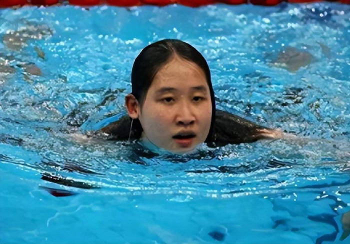 奥运冠军刘子歌嫁大23岁教练！儿女双全，却携全家移居国外__财经头条