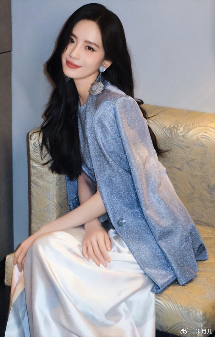 刘诗诗上演写真大片优雅又仙气女王范十足