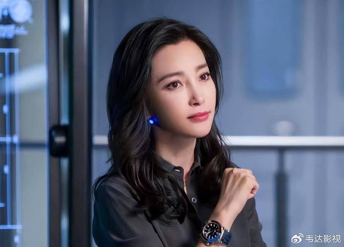 李冰冰:从华谊一姐,到和颂老板
