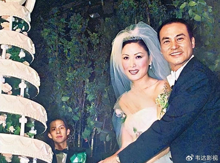 任达华:一生只有一段情,因爱丁克,却在50岁看到女儿泪流满面|任达华