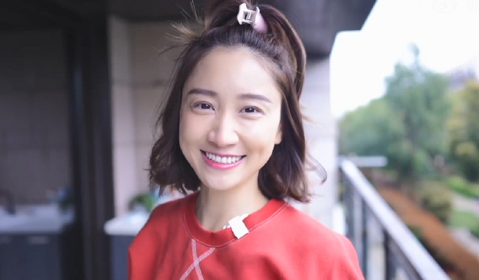 陈彦妃,当红之时嫁人生一娃,陷入低谷,她却用努力换来千万粉丝