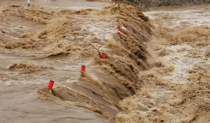 好消息鄱阳湖水位大涨突破14米坏消息2024年极端天气偏多