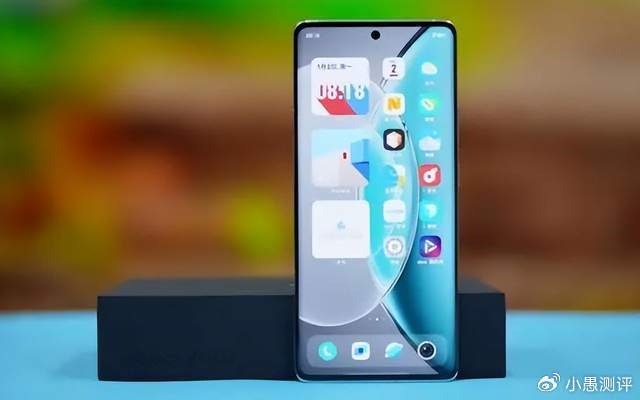 vivo终于妥协12gb512gb跌至3520元20倍变焦120w165万分