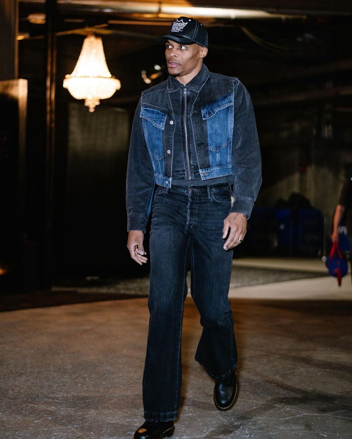 万年不更新的威少爷终于发布动态了 潮人穿搭98