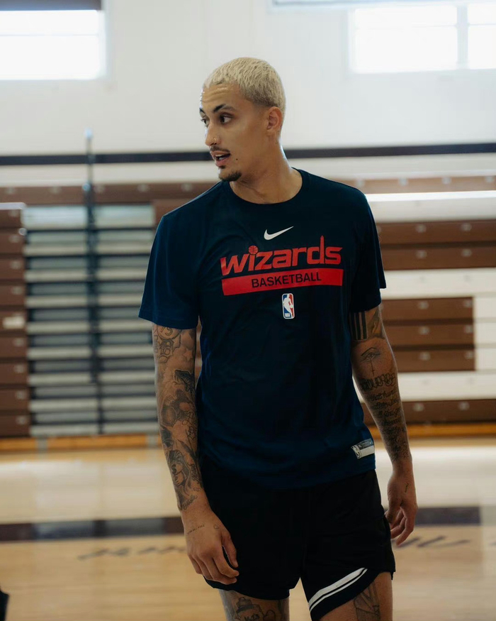 库兹马更新最新照片