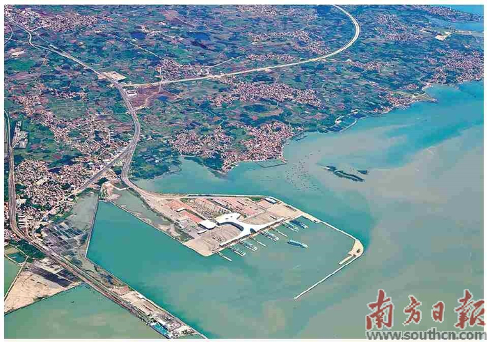 琼州海峡新能源车辆运输添新船|绿源|新能源|海事局_新浪新闻