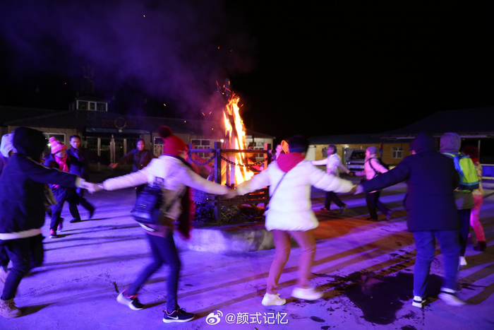 草原之夜 篝火点起来一一游内蒙古呼伦贝尔大草原篝火晚会拍摄
