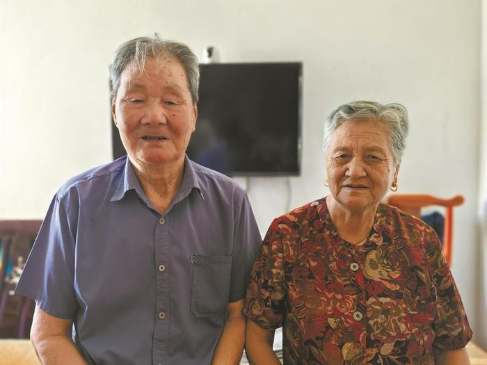 一句承诺、一个约定64年从未吵过架