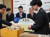 日本棋圣战芝野虎丸再度扳平比分 一力辽状态不佳卫冕前景蒙上阴影
