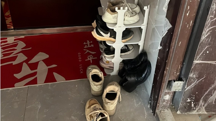 遇上这样的“奇葩邻居”，我连卖房子心都有了，越住越难受！