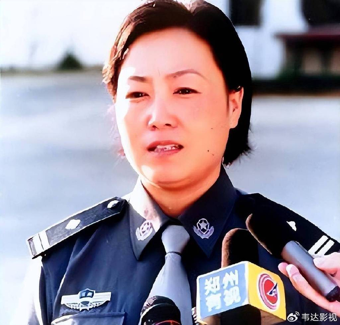 任长霞丈夫,45岁去世后与妻子合葬,他们唯一的儿子生活得怎么样|登封|任长霞|登封市
