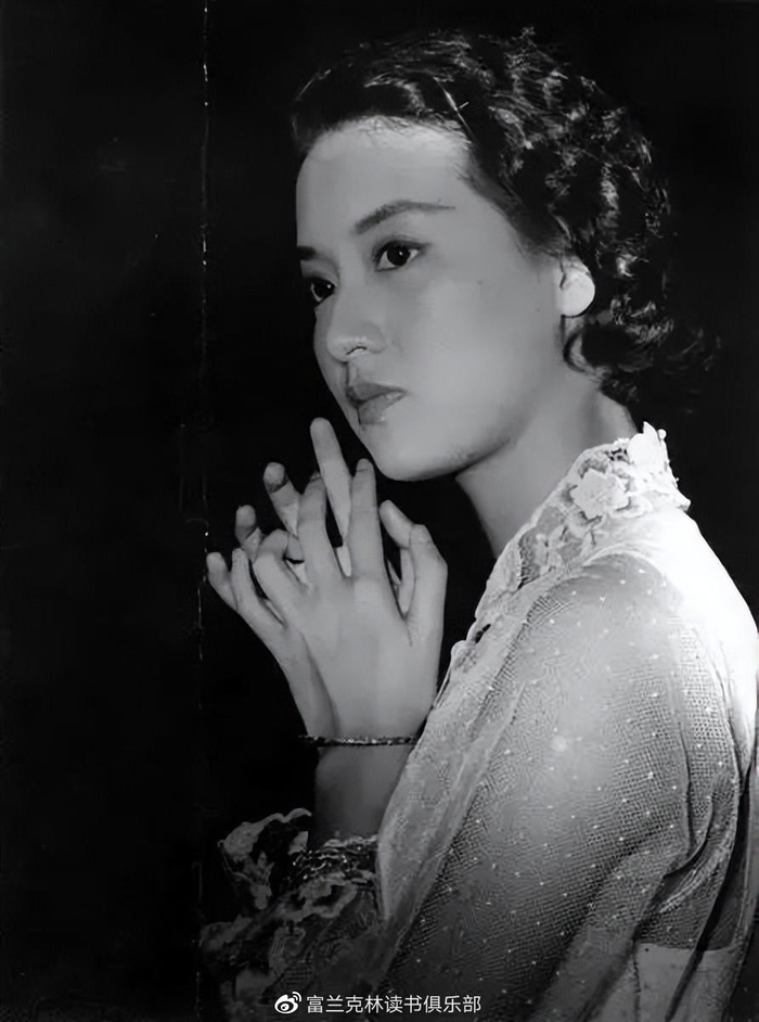 美过林青霞,28岁息影嫁人,被亲妈告上法庭|尤敏|高福球|邵氏_新浪新闻
