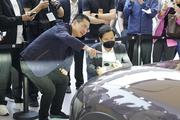 2023上海车展上的车圈大佬都在看什么车？