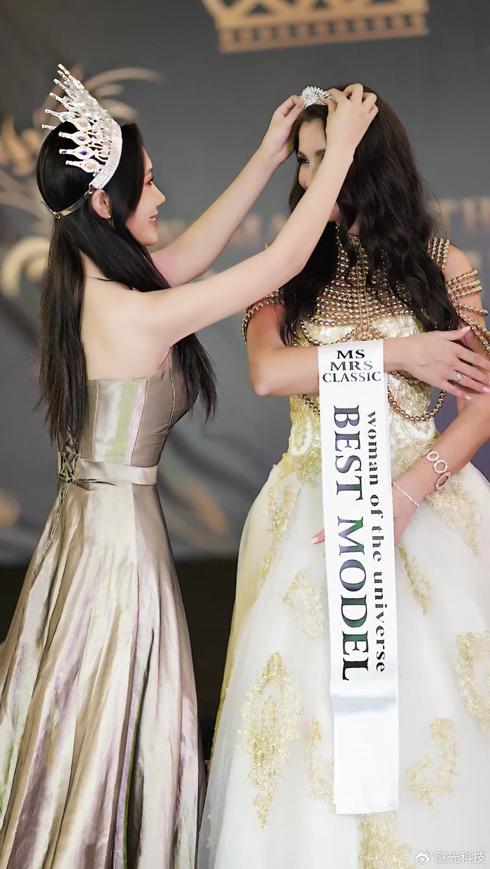 世界环球小姐迪拜世界赛颁奖嘉宾选美冠军熊悦心|环球小姐|选美冠军