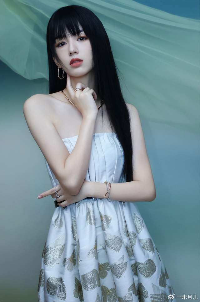 抹胸裙|艺人|气质_新浪新闻