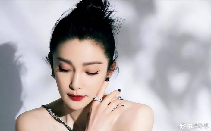 李冰冰:从华谊一姐,到和颂老板