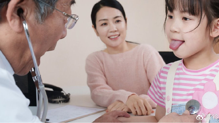 家长不给娃吃4样东西，脾胃好、少生病，一年窜10厘米也不费力