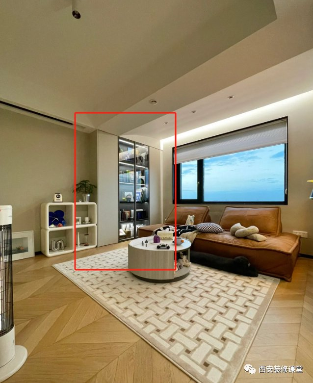 收纳柜隐藏墙垛,美观而且实用