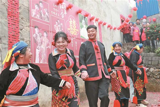 不分谁娶谁嫁 两边亲如一家