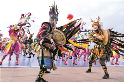 赫哲族欢庆乌日贡盛会