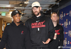 乐福现身洛瑞猛龙庆典开玩笑：我还以为这里叫LeBronto
