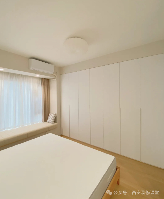 床尾有柜再也不羡慕衣帽间了