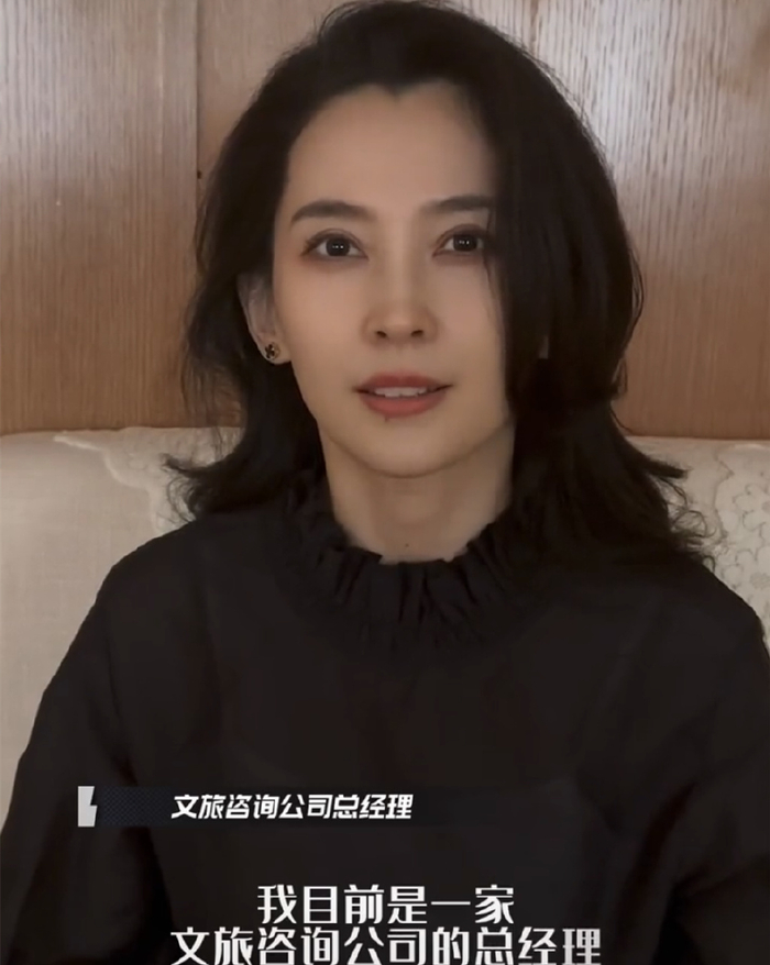 网红李巧回应视频走红!身兼多职完美转型,225天完成45部纪录片|民宿|协会|人生|胡慧中|石榴花_新浪娱乐_新浪新闻